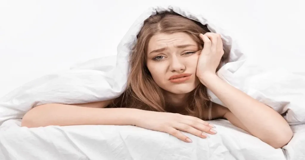 درمان کم خوابی و بی خوابی شبانه بدون دارو چیست (13 روش)