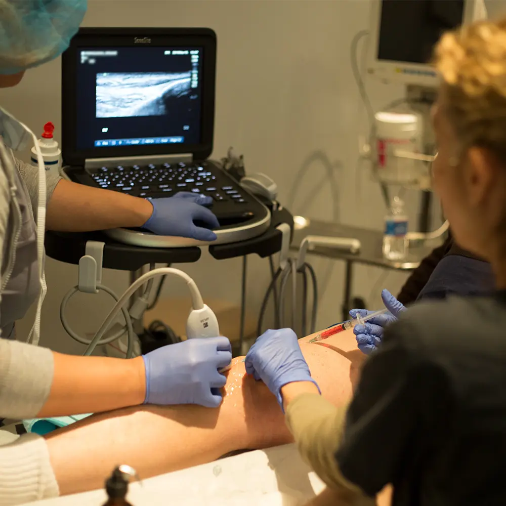 عوارض تزریق به زانو عوارض تزریق prp در زانو